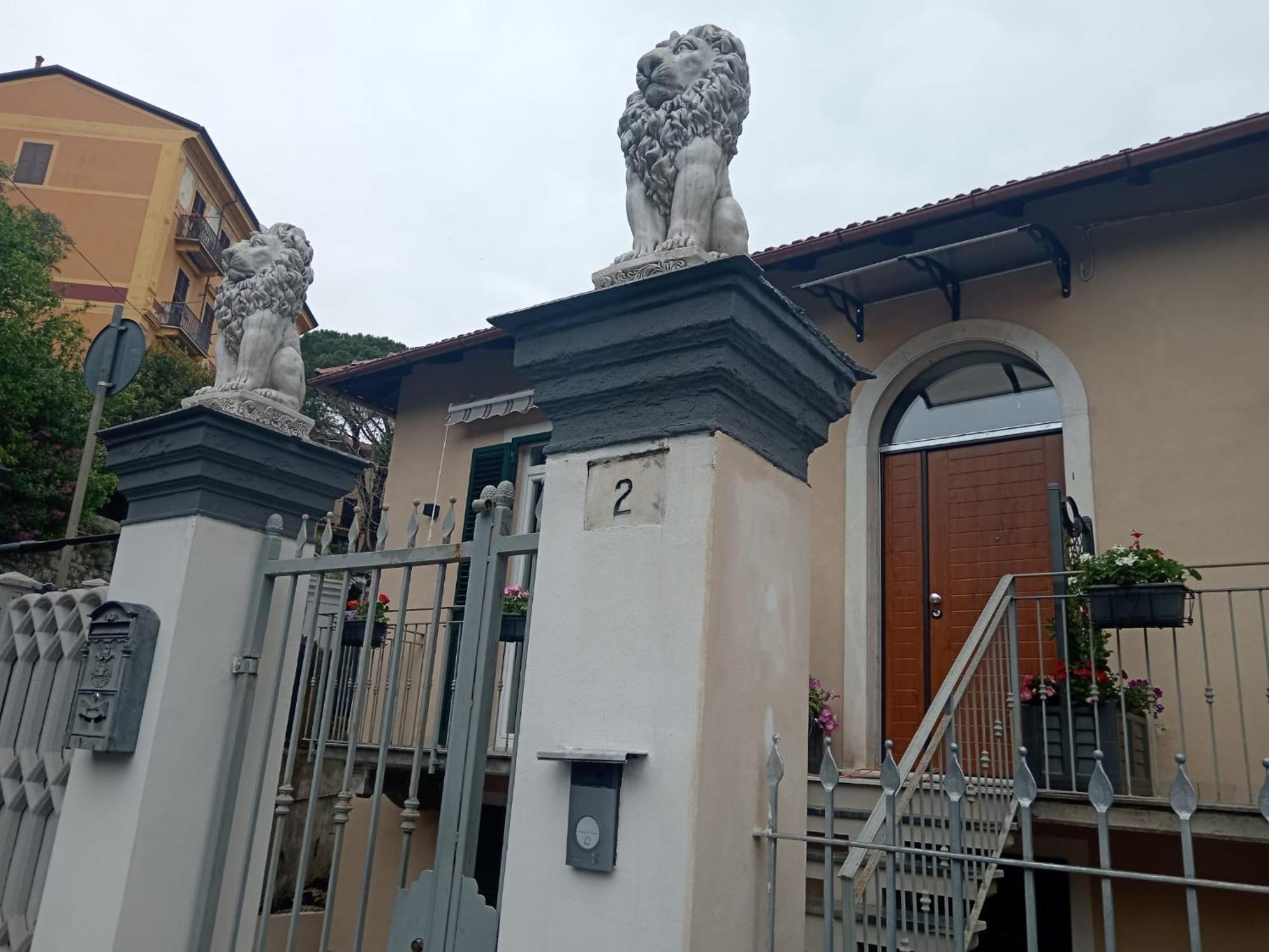 La Maison Du Lion Λα Σπέτσια Εξωτερικό φωτογραφία